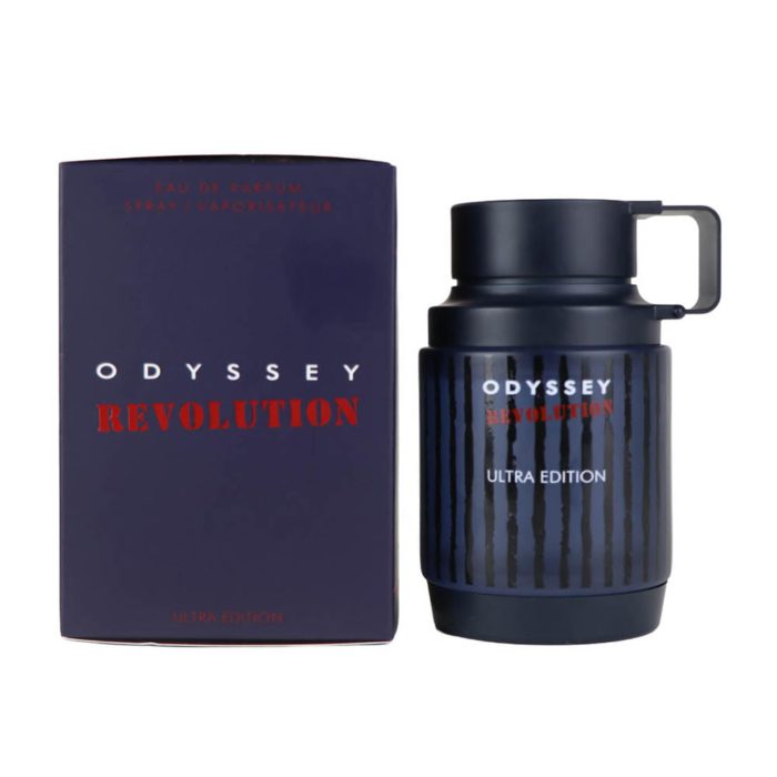 Botella de Odyssey Revolution Ultra Edition EDP 100 ml junto a la caja azul marino con textos “Revolution” y “Ultra Edition” a juego.